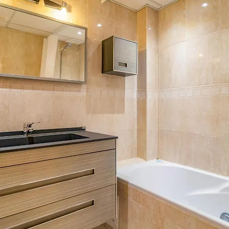 1 Bedroom Beautiful In *